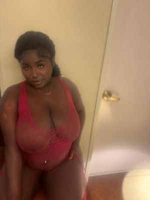TITTAY TUESDAY 🔥😍sweet and savory juicy thicc chocolate deepthroat😍