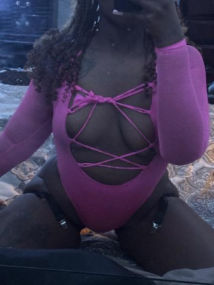 Sexyy slut ready to take get pounded😋