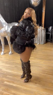 COME BUST 3 to 4 BIG LOADS WITH US - image 8