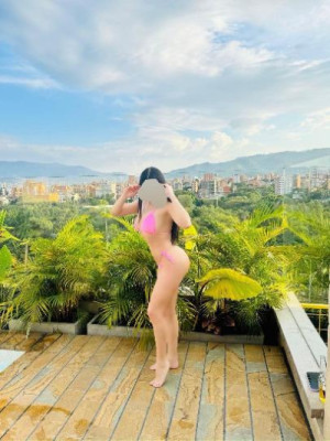 Mia Scarlet Melany - image 6