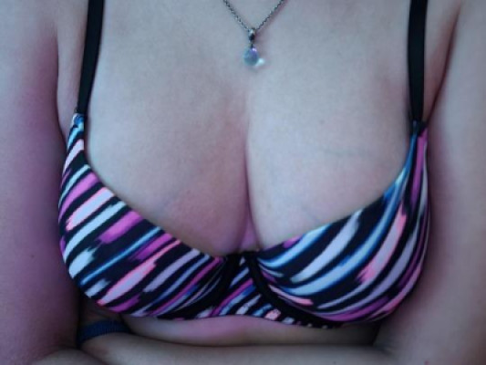 4 Hands!! BODY RUB SPECIALS by TWO Beautiful Women!