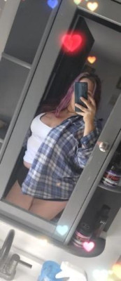 🌴 Hi from Florida 🌴 Lonely , 🥵 and playing with my toys 🍑🥀💦😺