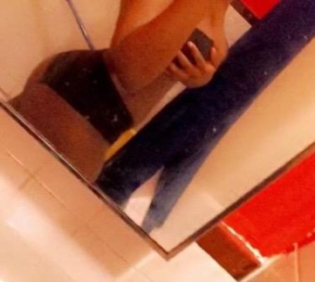 ever had some wet darkskin coochie from brooklyn😩