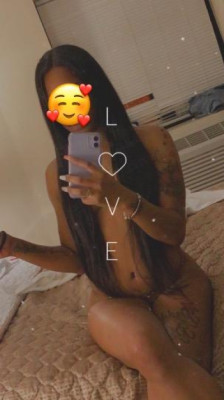 Ready to play 😜💦