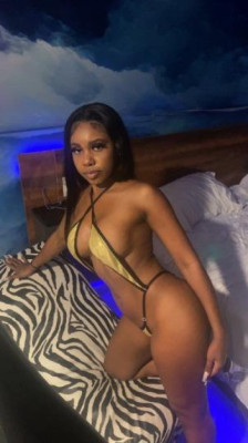 babe im here✅party with the perfect girl🍑💦lets party baby 🍭FT verify