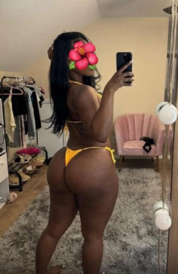 sexy latina mami morena 🔥 caliente, coqueta y super perra 💦 con un cuerpaso 🍑🍒