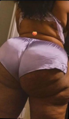 Tall stallion, dominican🇩🇴 asain🇹🇩 😍❤thick caramel 🍯BBW