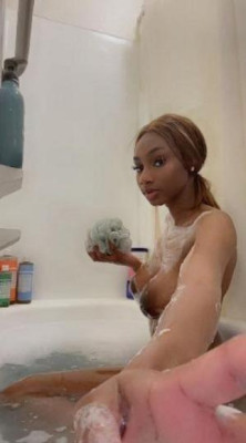 Only Add 👻Add My Snapchat.. ellen9978 👉 ✅.Facetime Fun.. 👅And Ready for incall or out call🚘car call🚗 AVAILABLE 24hrs🦋 Video Sex Chat,NEW Video Content sell...