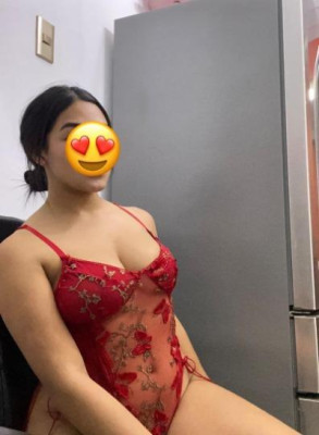 Hello new sexy latina Available Now