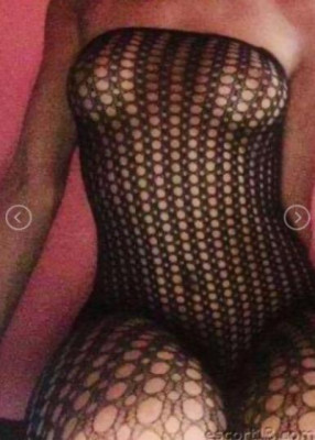 ✨⭐Comee see mee⭐✨available Now