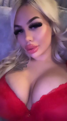 ⭐Adult Flim Star⭐BLONDE BARBIE🌶100% REAL PICS. FT ME 📸IN/OUT CALL🚗