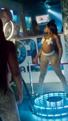 100 % real . UPSCALE EXPERIENCE ⭐✨💃🏾 whats app, google meet and ft available