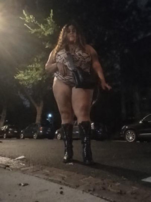 Me and my girlfriend want to fun come make us cum!!!! Out calls ONLY( we are not driving)
