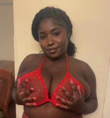 QV SPECIALS ON MAGIC MONDAY 🔥😍sweet and savory juicy thicc chocolate deepthroat😍