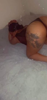 🍑 LONDON CLASSY DISCREET OUTCALL Only if you can UBER ME